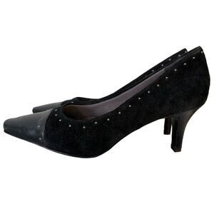 NWOT Life Stride Kitt Black Suede Leather Pointed Cap Toe Pumps Studded size 6.5